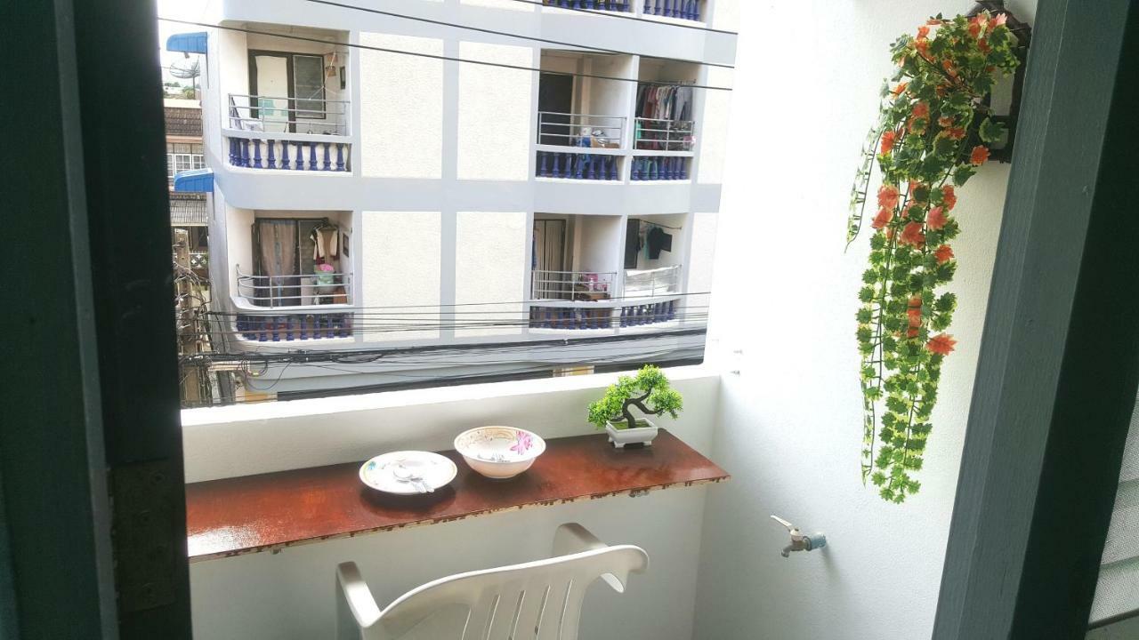 Panmanee Apartment Bangkok Exterior photo